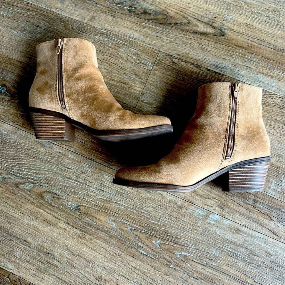 BP. - wallis western bootie - size 6